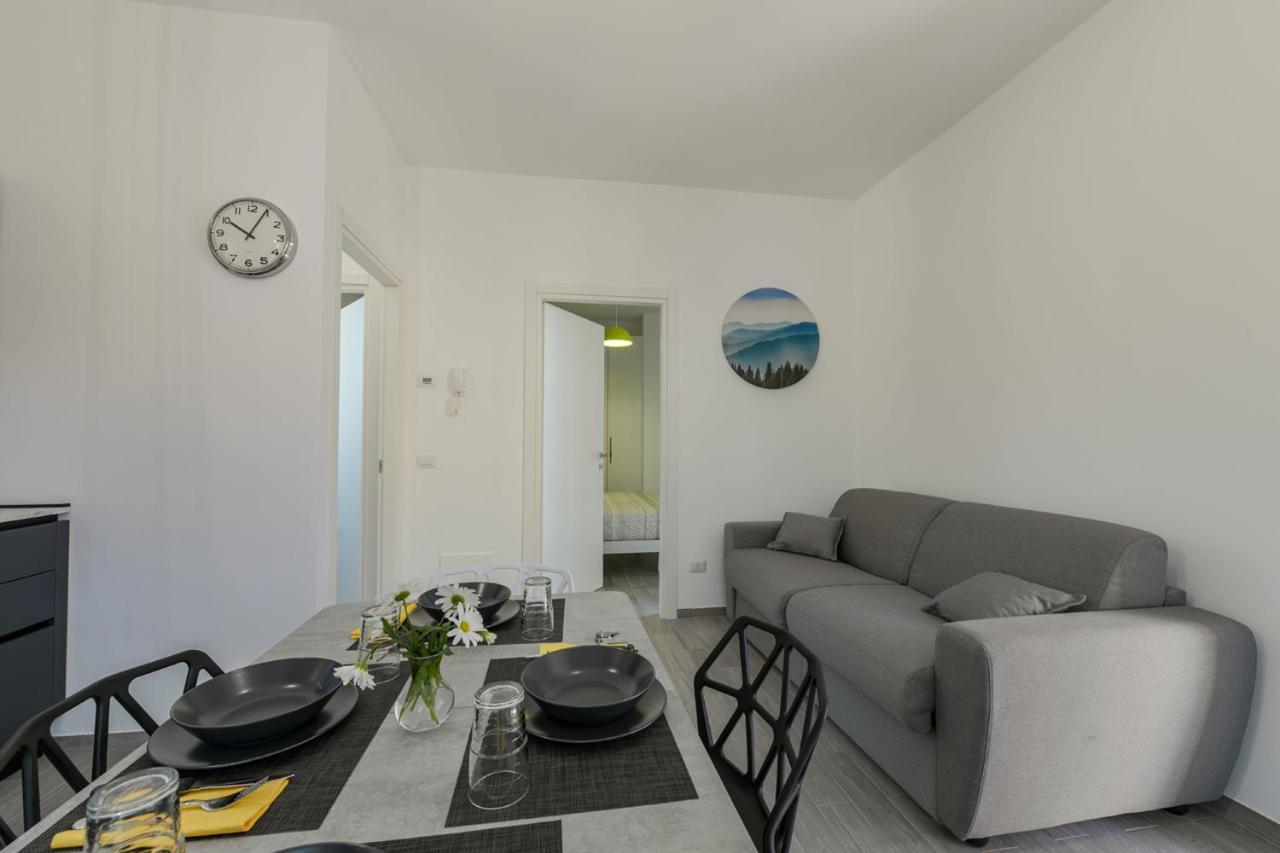 Sunflower Apartments Бавено Екстериор снимка