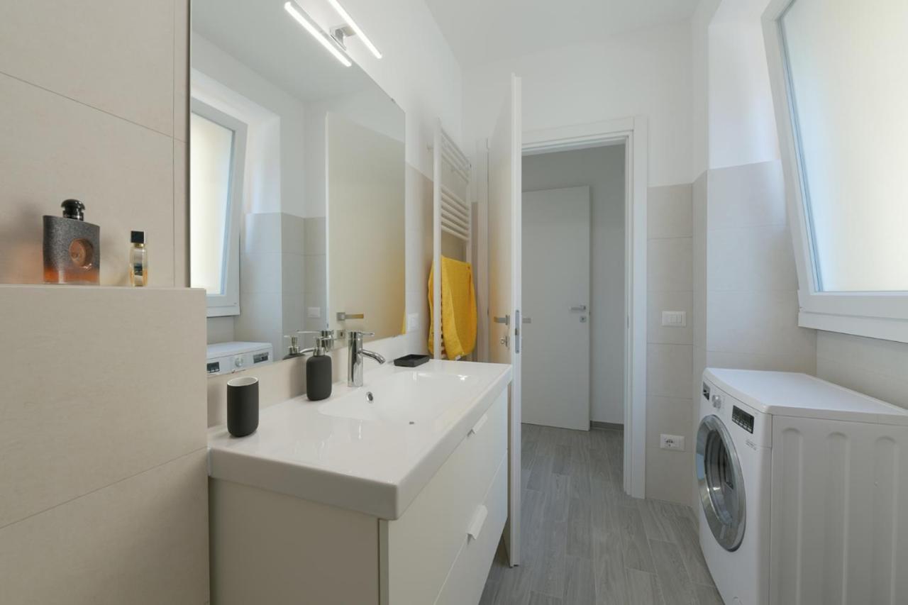 Sunflower Apartments Бавено Екстериор снимка