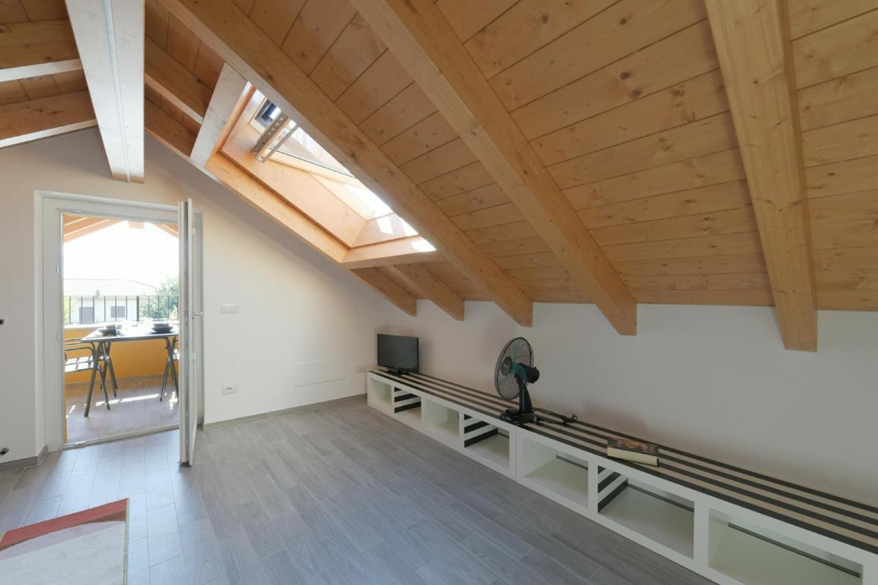 Sunflower Apartments Бавено Екстериор снимка