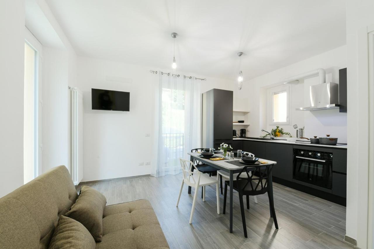 Sunflower Apartments Бавено Екстериор снимка