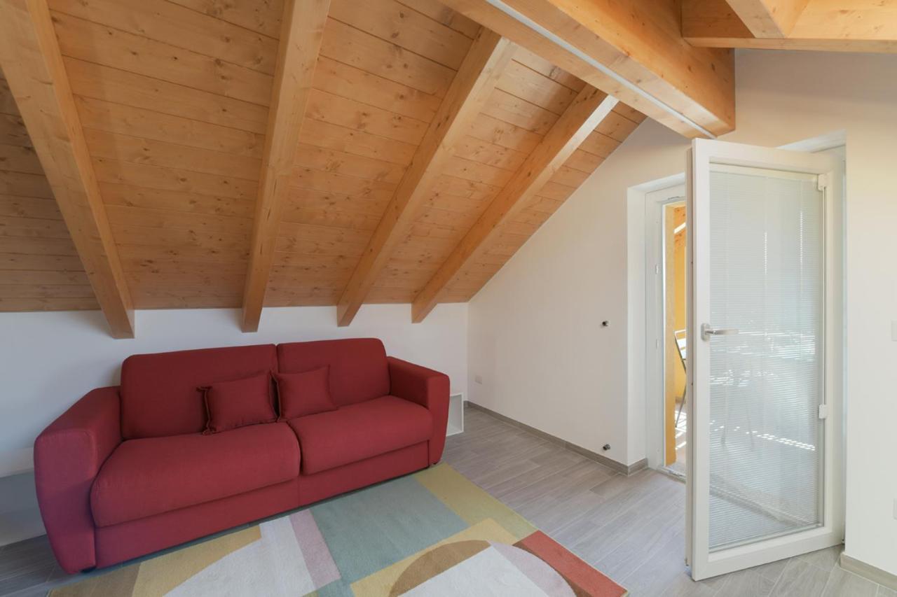Sunflower Apartments Бавено Екстериор снимка